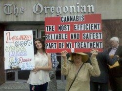 SarahDuffElvyMusikkaOregonian Cannabis activists protest at The Oregonian