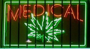 640px-Medical-marijuana-sign medical marijuana sign california