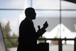 Cory Booker silhoutte-683-photo credit Sean Davis Cory Booker