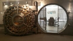 bank vault pixabay 683 bank vault